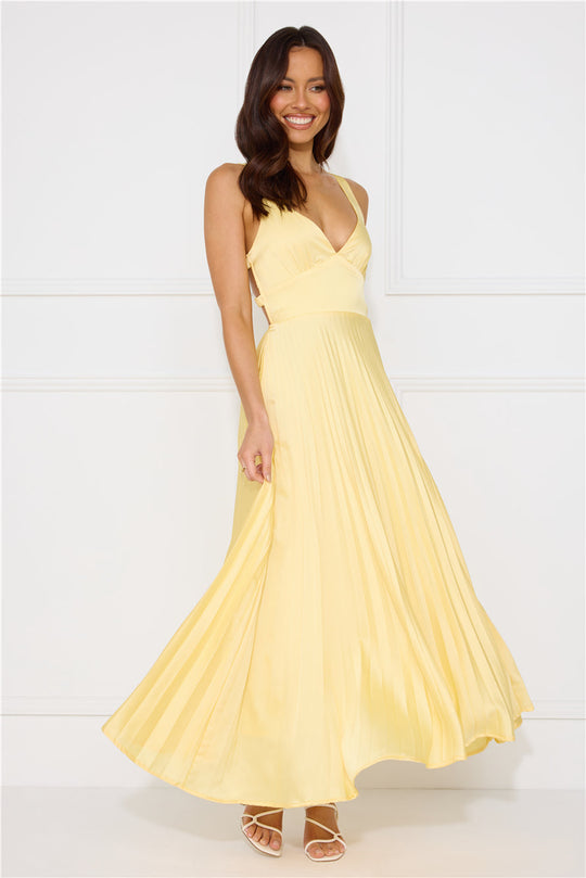 AMELIA | CHIC SUNLIT GOWN