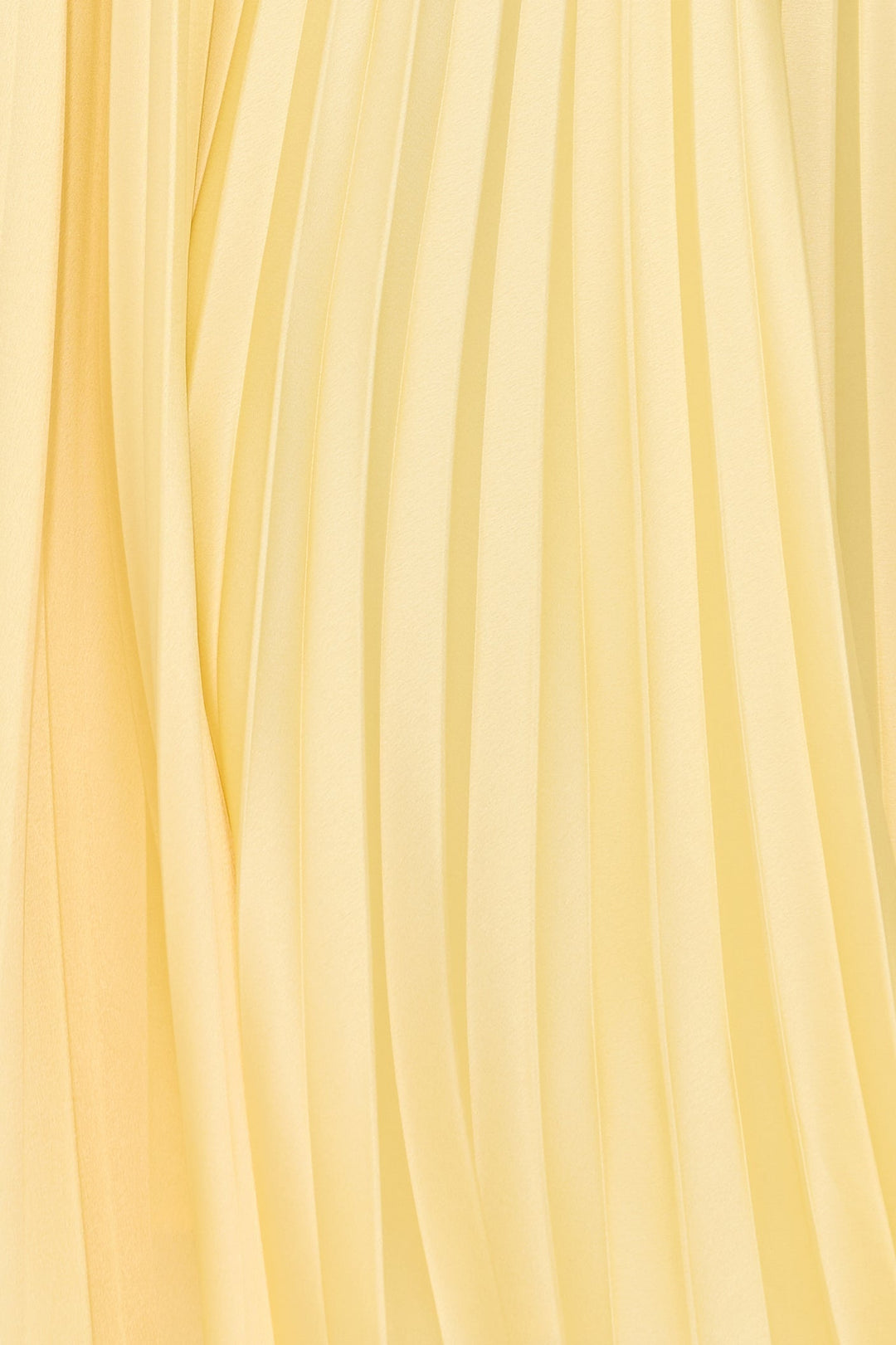 AMELIA | CHIC SUNLIT GOWN