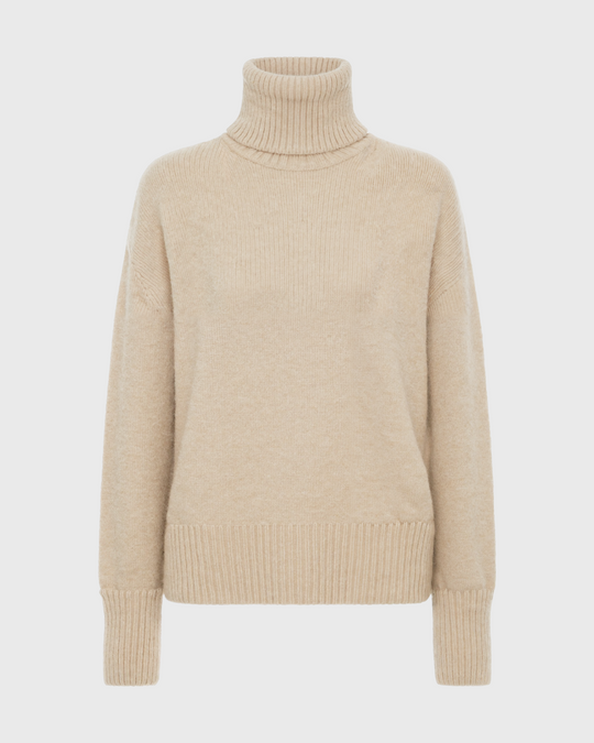 Women’s Loose Fit Turtleneck Sweater with Ribbed Trim