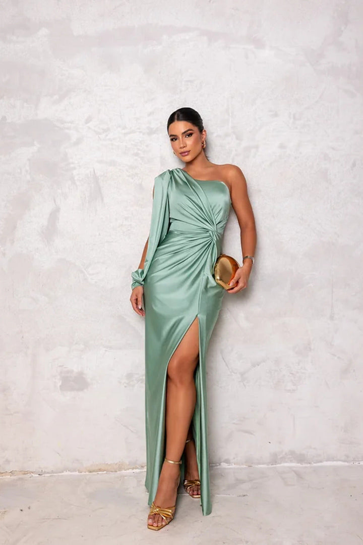 ADA | GLAMOUR DRAPE GOWN
