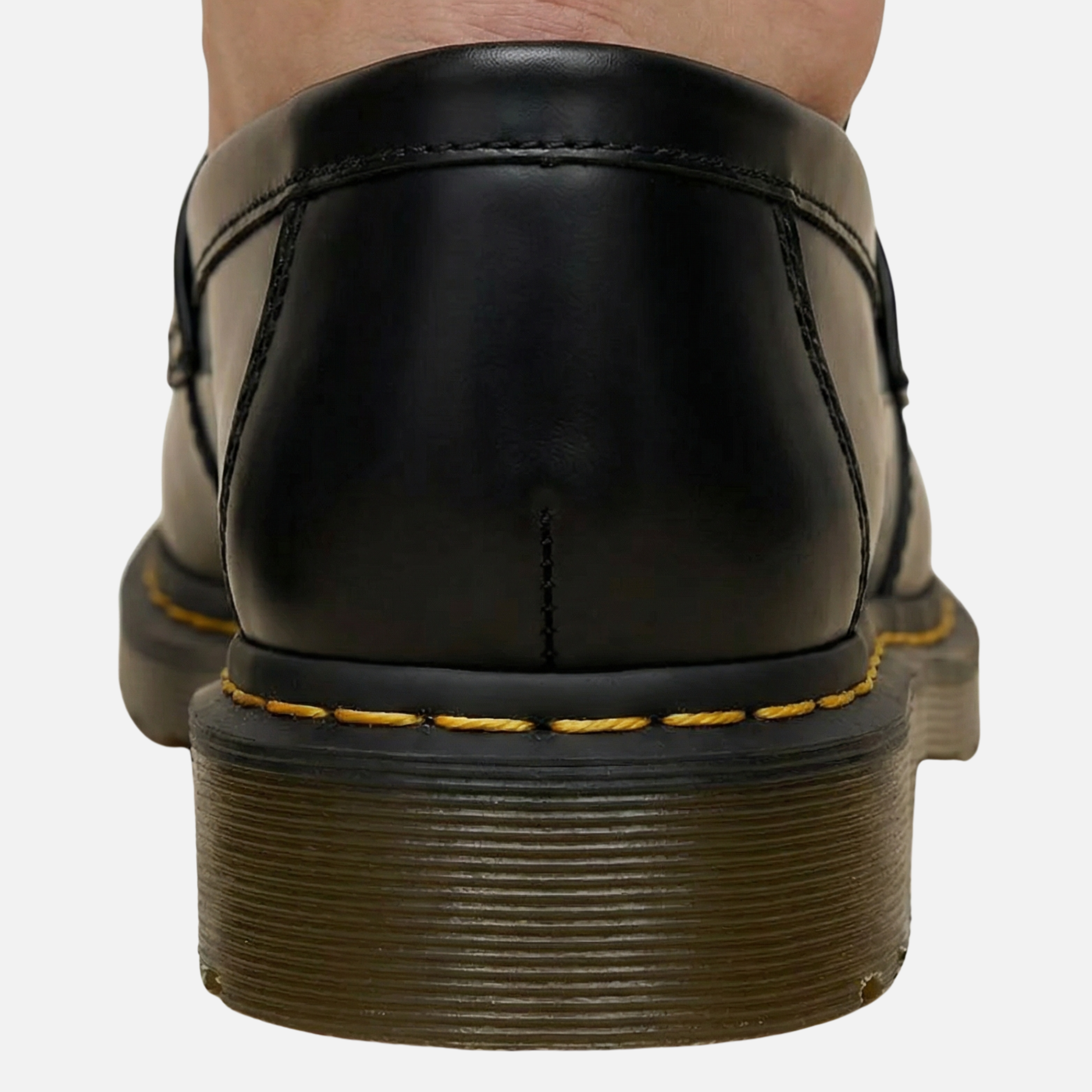 Men’s Tassel-Detail Loafers with Polished Finish