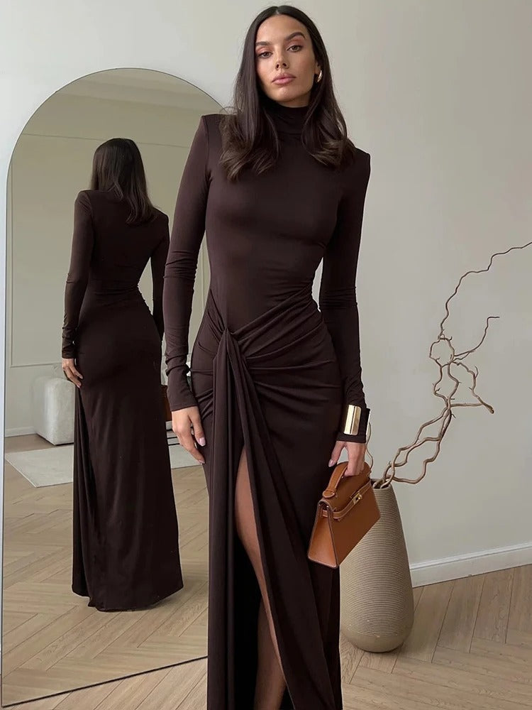 Luna’s Classy Ruched Maxi Dress