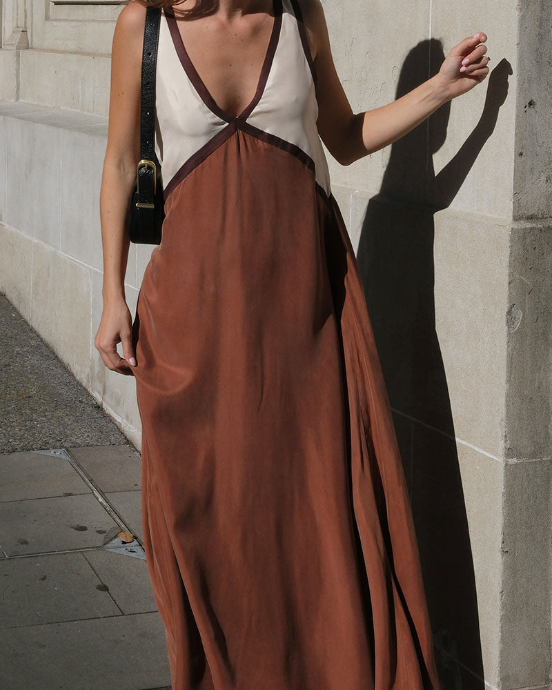 Luna's Bold Contrast Maxi Dress