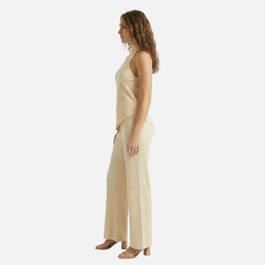 Pleated Set with Halter Neckline for Women