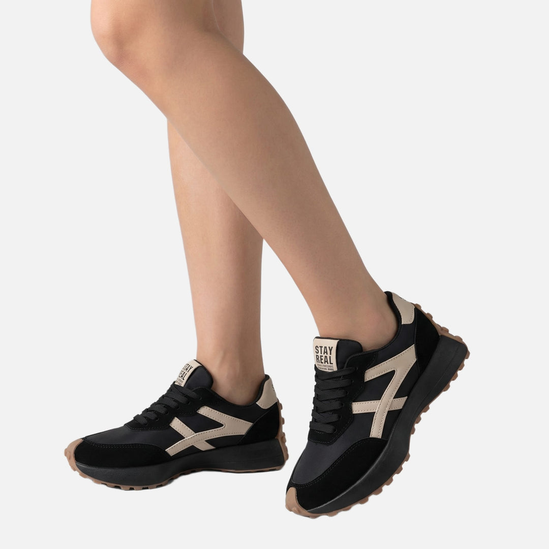 Sporty Silhouette Running Trainers with Supportive Sole for Women