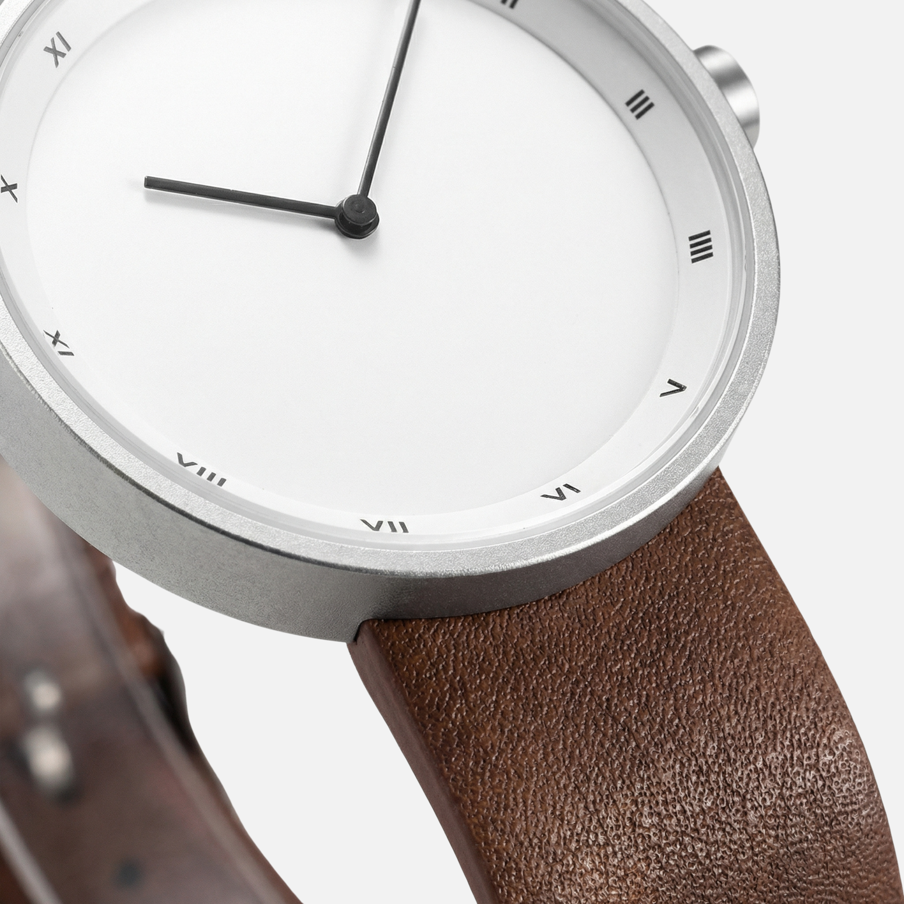 Ultra-Minimalist Watch with Alloy Case for Men