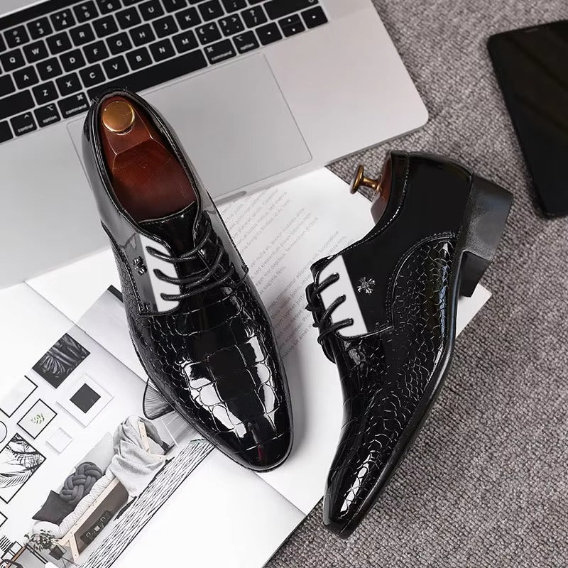 Embossed Pattern Pointed Toe Formal Shoe for Men | Lace-Up Patent Look Design