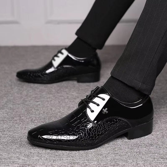 Embossed Pattern Pointed Toe Formal Shoe for Men | Lace-Up Patent Look Design