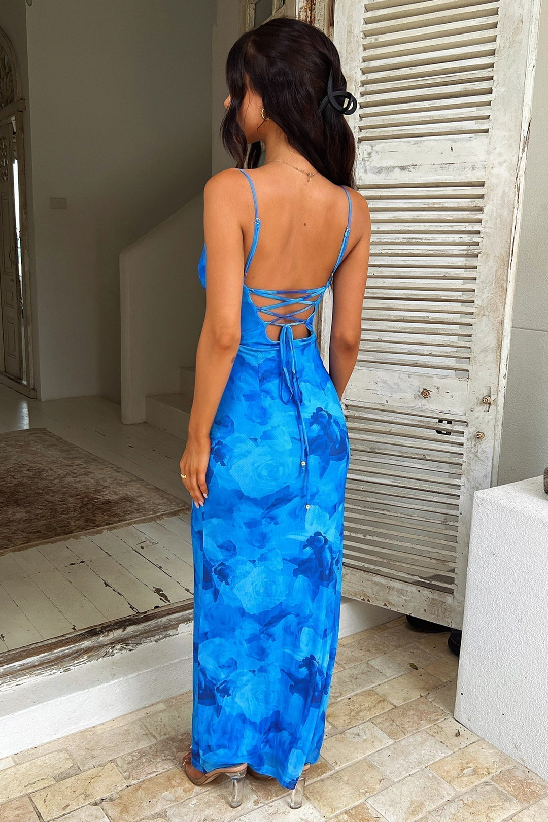 DOROTHY | STRIKING FLORAL GOWN